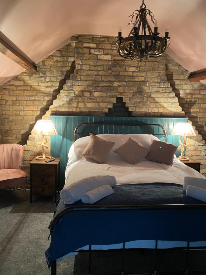 Farndale House-hot Tub Holiday home Amble
